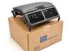 Originele Subaru Impreza Dashboard bak + ventilatie roosters, Auto-onderdelen, Dashboard en Schakelaars, Subaru, Nieuw, Ophalen of Verzenden