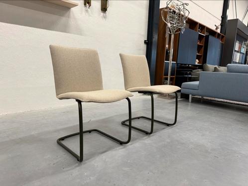 2 Nieuw Leolux Freyr eetkamerstoel Stof design stoel, Huis en Inrichting, Stoelen, Nieuw, Twee, Stof, Overige kleuren, Ophalen of Verzenden