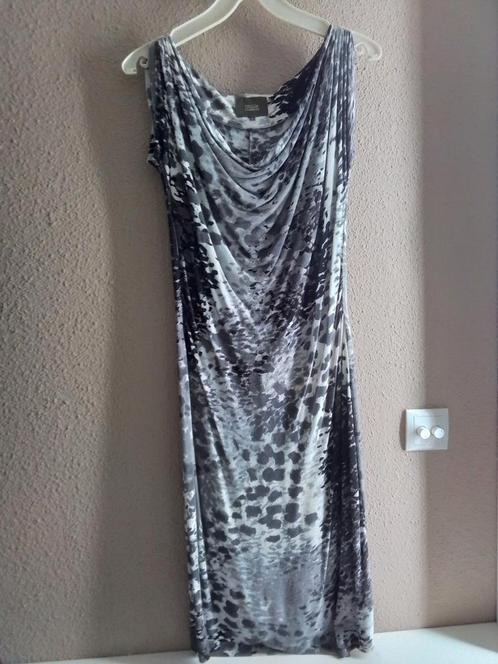 Een modieus jurkje met prachtige print., Kleding | Dames, Jurken, Zo goed als nieuw, Beige, Boven de knie, Ophalen of Verzenden