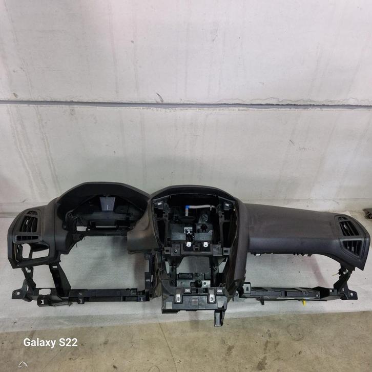 FORD FOCUS MK3 HB DASHBOARD, Auto-onderdelen, Dashboard en Schakelaars, Ford, Gebruikt, Ophalen of Verzenden