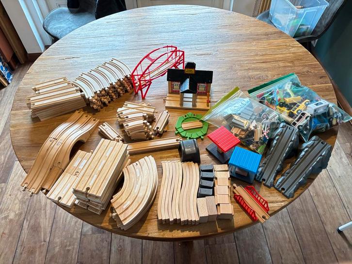 Houten treinspoor, Kinderen en Baby's, Speelgoed | Houten speelgoed, Gebruikt, Ophalen