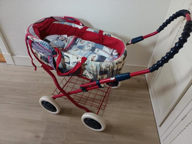Mooie poppenwagen voor kinderen, Kinderen en Baby's, Speelgoed | Poppen, Gebruikt, Overige typen, Ophalen