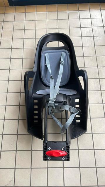 kinderzitje voor de fiets polisport beschikbaar voor biedingen