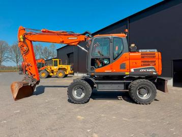 Doosan DX140-3 6000 uur ! NL Machine (bj 2015) beschikbaar voor biedingen