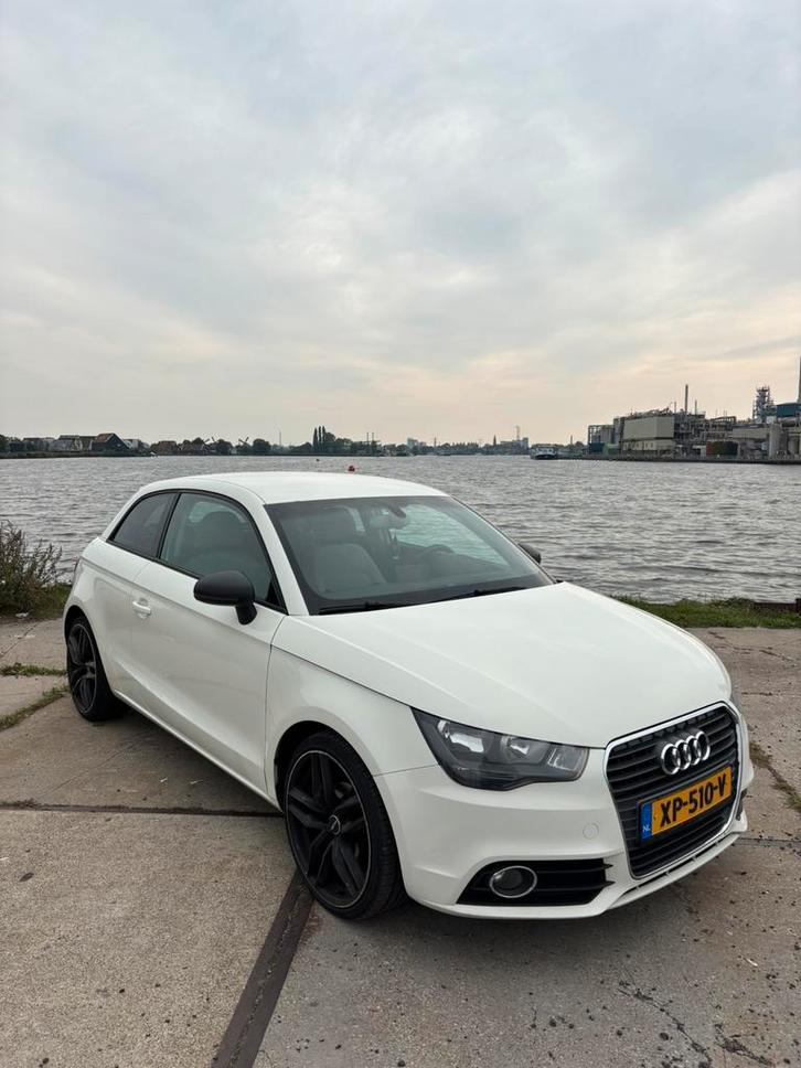 Audi A1 1.2 TFSI 103kW wit, Auto's, Audi, Particulier, A1, Benzine, B, Hatchback, Handgeschakeld, Geïmporteerd, Wit, Voorwielaandrijving