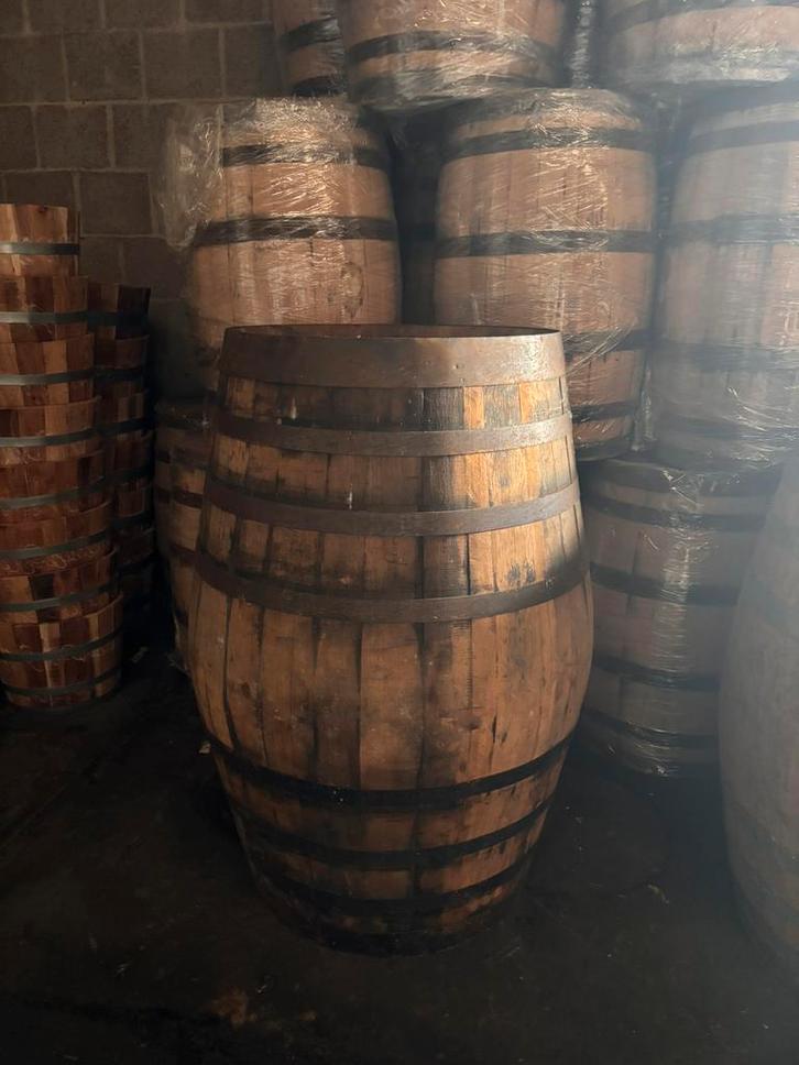 Groot jenever vat, Tuin en Terras, Regentonnen, Zo goed als nieuw, 150 liter of meer, Ophalen