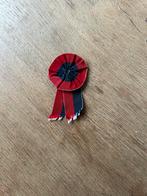 Oude mooie poppy speld, 8cm lang., Ophalen of Verzenden, Nederland, Embleem of Badge