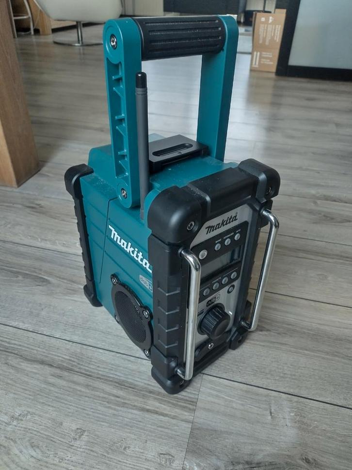 Makita DMR110n Bouwradio DAB+ FM - Nieuwstaat, Audio, Tv en Foto, Radio's, Zo goed als nieuw, Bouwradio, Ophalen