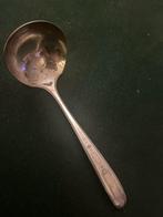 Verzilverde sauslepel met bewerking, Antiek en Kunst, Ophalen of Verzenden