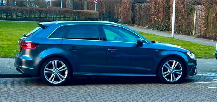 Audi A3 1.6 TDI 150Pk Sportback S-tronic  Grijs 3x S line, Auto's, Audi, Particulier, A3, Airbags, Airconditioning, Bluetooth