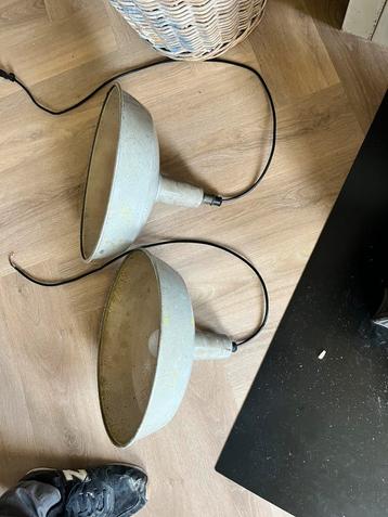 Stallampen beschikbaar voor biedingen