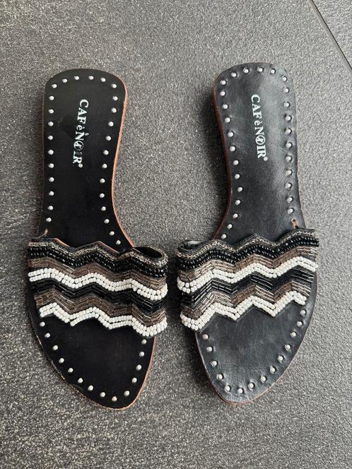 Vintage Y2K zwarte leren sandalen met kralen, Kleding | Dames, Schoenen, Zo goed als nieuw, Sandalen of Muiltjes, Zwart, Ophalen of Verzenden