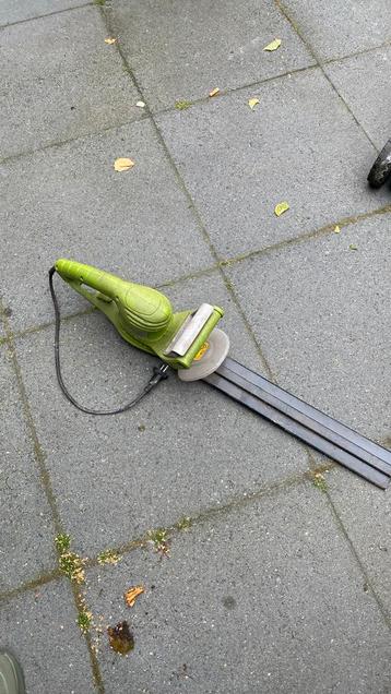 Elektrische heggenschaar beschikbaar voor biedingen