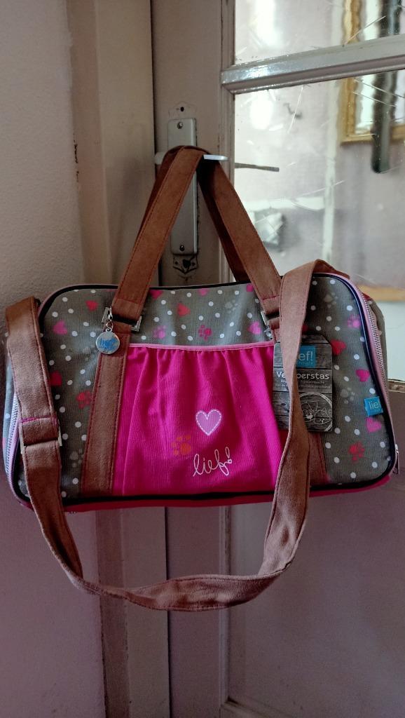 honden draagtas lief, Dieren en Toebehoren, Honden-accessoires, Zo goed als nieuw, Ophalen