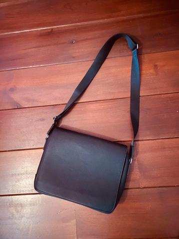Stijlvolle leren schoudertas – nieuw, nooit gebruikt beschikbaar voor biedingen