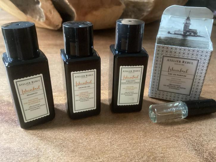 Atelier Rebul Istanbul Miniflacons Set(jes), Sieraden, Tassen en Uiterlijk, Uiterlijk | Parfum, Nieuw, Verzenden