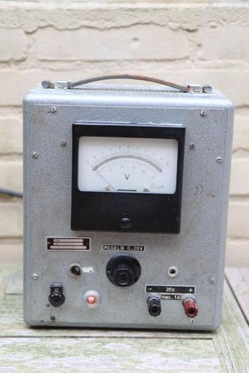 Vintage voeding 20 beschikbaar voor biedingen