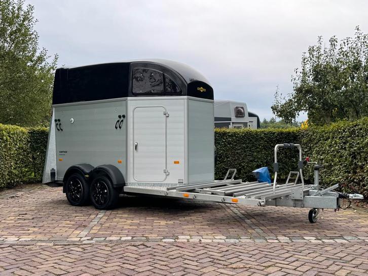 Prachtig mooie Humbaur Xanthos mentrailer/koetsentrailer, Dieren en Toebehoren, Paarden en Pony's | Trailers en Aanhangwagens