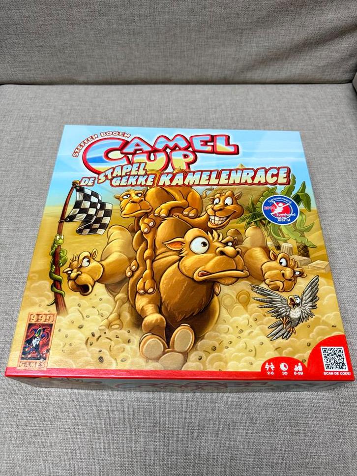 Camel Cup Kamelenrace Bordspel, Hobby en Vrije tijd, Gezelschapsspellen | Bordspellen, Gebruikt, Drie of vier spelers, Ophalen of Verzenden