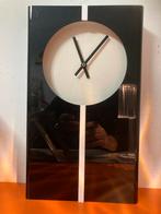 Vintage wandklok jaren ‘70, Huis en Inrichting, Woonaccessoires | Klokken, Ophalen of Verzenden, Zo goed als nieuw, Analoog, Wekker of Tafelklok