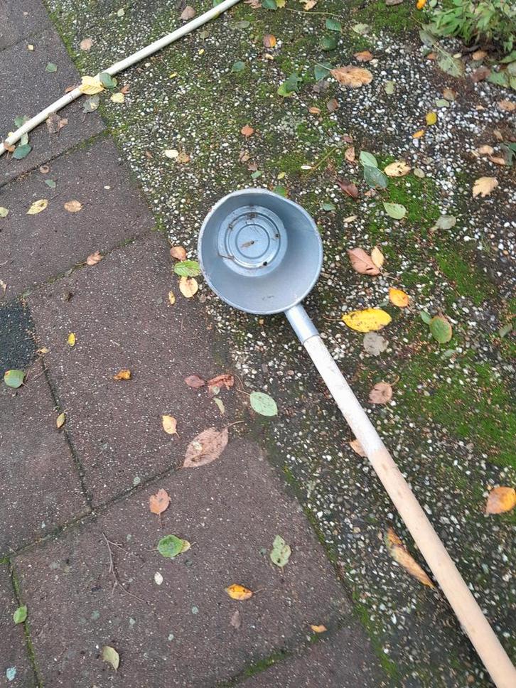 Gieter met lange steel - 3.5 meter, Tuin en Terras, Waterpompen, Gebruikt, Handmatig, Overige typen, Ophalen