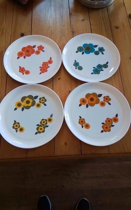 💐4 PLATTE BORDEN ARCOPAL LOTUS ZELDZAAM, Antiek en Kunst, Antiek | Servies los, Ophalen of Verzenden