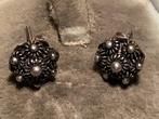 ANTIEK ZILVER OORKNOPPEN KLEDERDRACHT MET ZEEUWSE KNOPPEN, Sieraden, Tassen en Uiterlijk, Antieke sieraden, Verzenden, Zilver