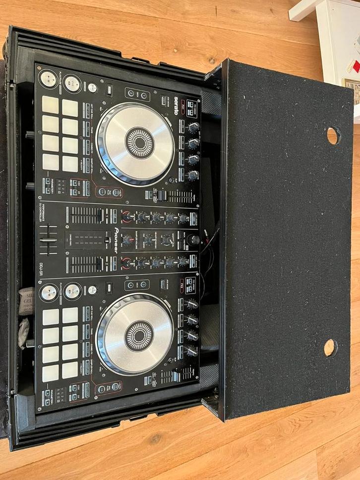 Pioneer DDJ-SR met Odyusa Flightcase, Muziek en Instrumenten, Dj-sets en Draaitafels, Gebruikt, Dj-set, Pioneer, Ophalen