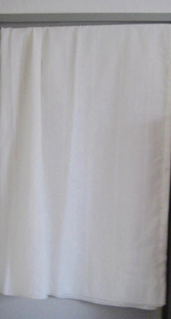 2 WITTEN INBETWEEN VITRAGE MET RINGEN ,NIEUW, Huis en Inrichting, Stoffering | Gordijnen en Lamellen, Nieuw, 200 cm of meer, 200 cm of meer