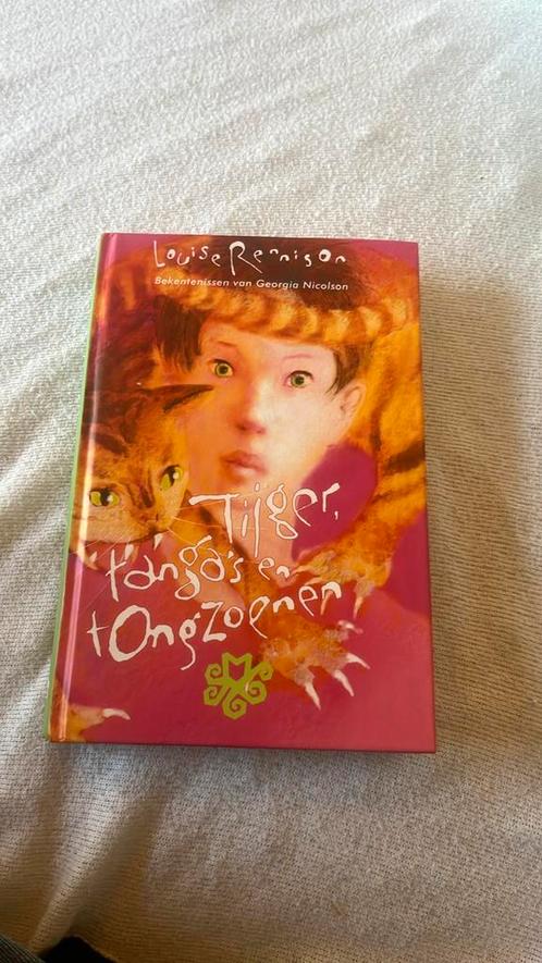 L. Rennison - Tijger, tanga's en tongzoenen, Boeken, Kinderboeken | Jeugd | 13 jaar en ouder, Zo goed als nieuw, Ophalen of Verzenden