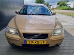 Volvo S60 2.4 DRIVERS EDITION SCHUIF/KANTELDAK LMV, Auto's, Volvo, Zwart, Overige kleuren, S60, Bedrijf