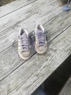 Adidas campus 38 2/3 lichtgrijs, Ophalen of Verzenden, Gedragen, Grijs, Sneakers of Gympen