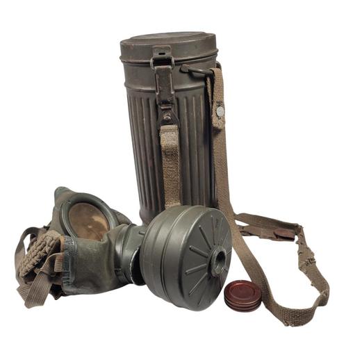Wo2 Duitse gasmasker set, Verzamelen, Militaria | Tweede Wereldoorlog, Landmacht, Duitsland, Ophalen of Verzenden