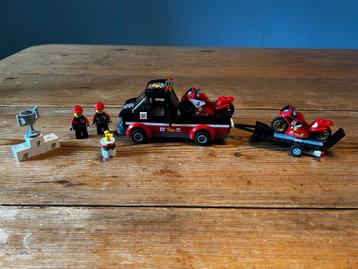 Lego City 60084 Racemotor transport beschikbaar voor biedingen