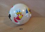 Disney Donald Duck en Mickey Mouse kunststof puzzelbal 8cm, Ophalen of Verzenden, Donald Duck, Gebruikt, Beeldje of Figuurtje