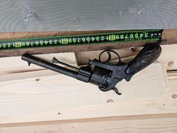 Grote zware penvuur revolver DECO beschikbaar voor biedingen