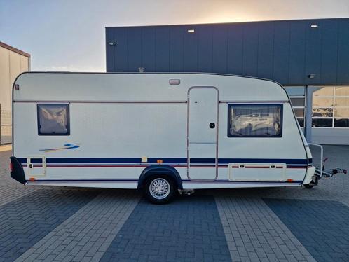 Wilk stern 510 inclusief dorema luifel, Caravans en Kamperen, Caravans, Particulier, tot en met 4, 1000 - 1250 kg, Rondzit, Wilk