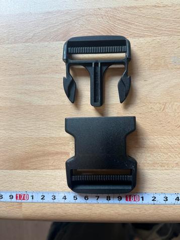 Zwarte (en beige) Clickgespen, Clips,YKK. Meer soorten/maten beschikbaar voor biedingen