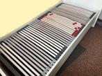 Senioren ledikant met lattenbodem en matras, Ophalen, 90 cm, Eenpersoons, Zo goed als nieuw