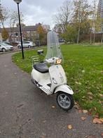 Vespa Piaggio - Witte Scooter, Fietsen en Brommers, Scooters | Vespa, Ophalen, Gebruikt, Overige modellen, Benzine