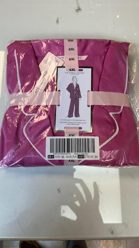 pyjama nachthemd victoria's secret nieuw victoria secret, Kleding | Dames, Pyjama's, Ophalen of Verzenden, Nieuw, Maat 46/48 (XL) of groter