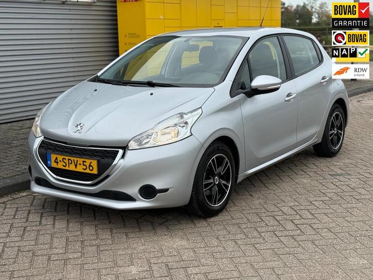Peugeot 208 1.4 e-HDI Automaat Bj 2013 5-Drs AIRCO 159dkm NA, Auto's, Peugeot, Te koop, ABS, Achteruitrijcamera, Airbags, Airconditioning