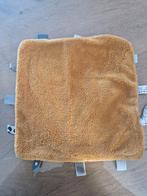 Knuffeldoekje Bruin met Labels, Ophalen of Verzenden, Zo goed als nieuw, Overige typen