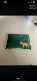 HD collection kussen groen met leeuw nieuwstaat 50 x 37 cm, Huis en Inrichting, Ophalen of Verzenden, Zo goed als nieuw, Groen