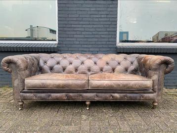 Chesterfield bank vintage bruin grijs GRATIS BEZORGD  beschikbaar voor biedingen