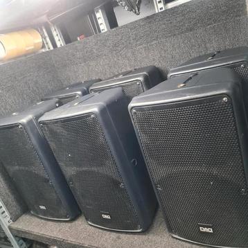 DAD LIVE 8 speakers     6x

 beschikbaar voor biedingen