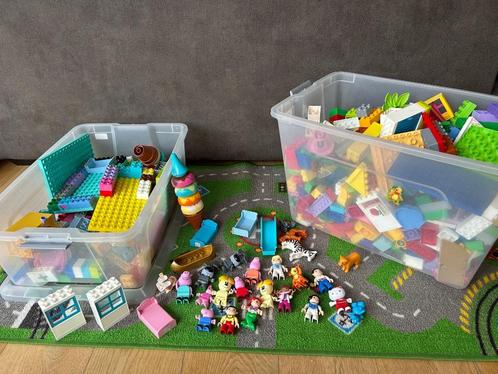 Bouwstenen mix: Megablocks en beetje duplo, Kinderen en Baby's, Speelgoed | Bouwstenen, Zo goed als nieuw, Megabloks, Ophalen