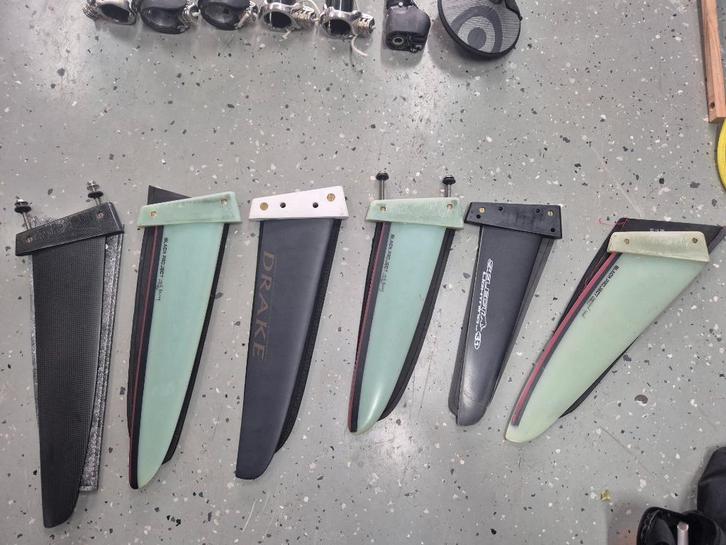 Diverse vinnen Z-fins, black project, Watersport en Boten, Windsurfen, Overige typen, Minder dan 5 m², Ophalen of Verzenden