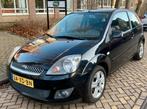 Ford Fiësta 1.3 8V 3DR 2007 Zwart ✅ NWE APK, 1299 cc, Elektrische ramen, 40 €/maand, 4 cilinders
