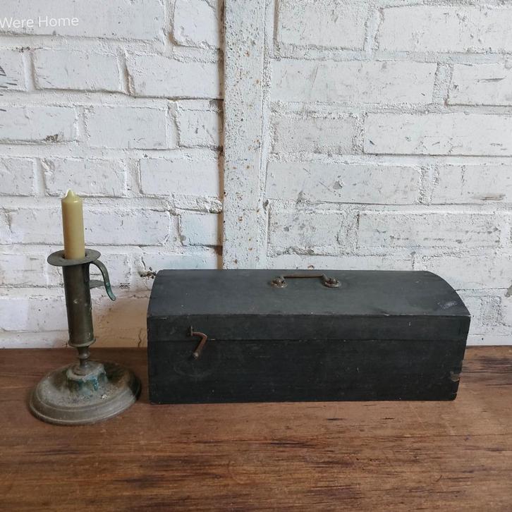 Zwart houten kistje oud opberger rechthoekig, Antiek en Kunst, Curiosa en Brocante, Ophalen of Verzenden